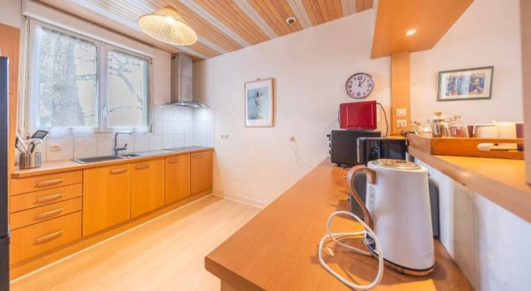 House with 2 rooms for 5 persons — photo 2