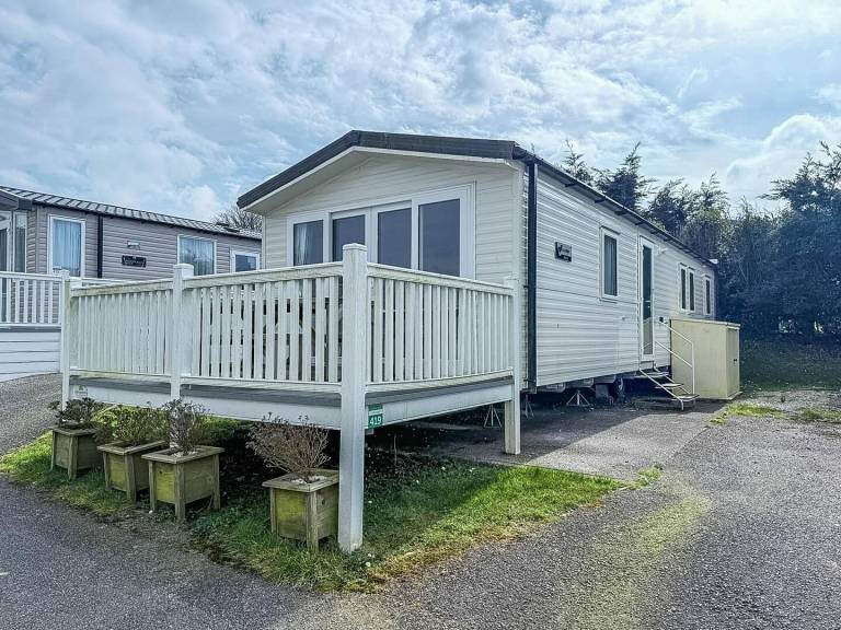 Caravan  White Cross