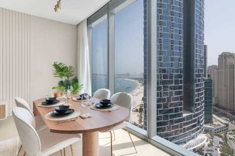 GuestReady Marina Skyline in 52 42 JBR