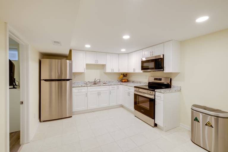 1 Mi to Metro DC Area Apt w Fenced Yard