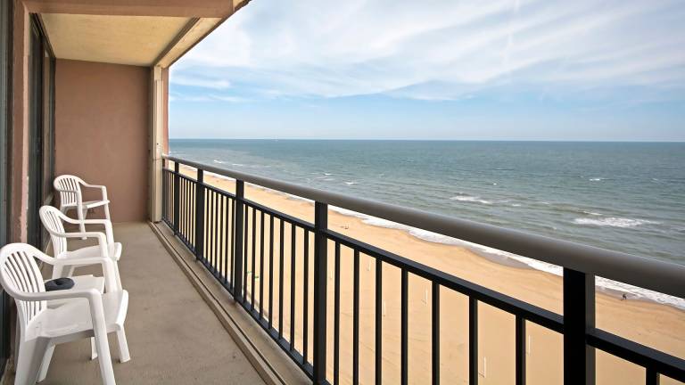 Condo  Northeast Virginia Beach