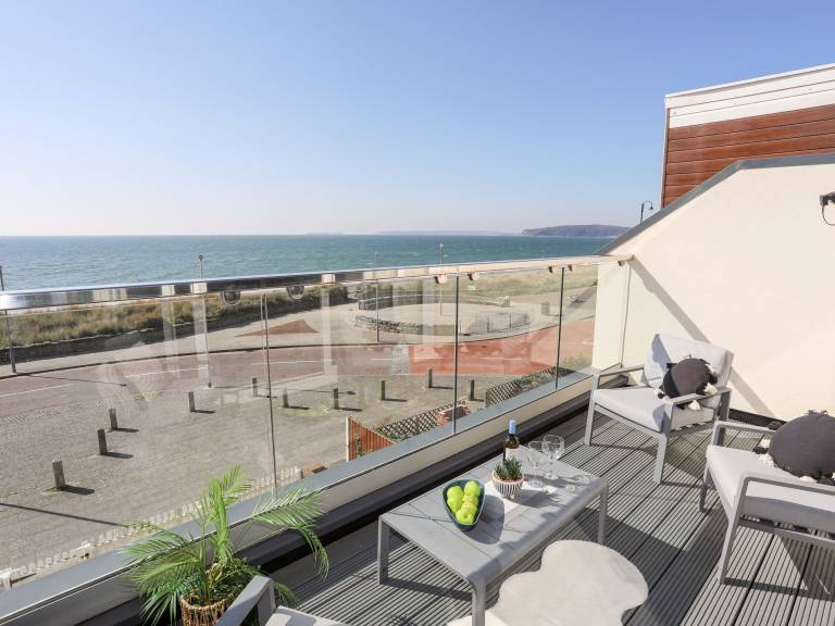 House Pwllheli
