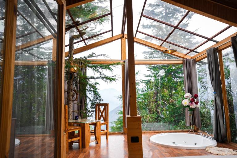Holiday apartment with 1 room for 2 persons in Kullu