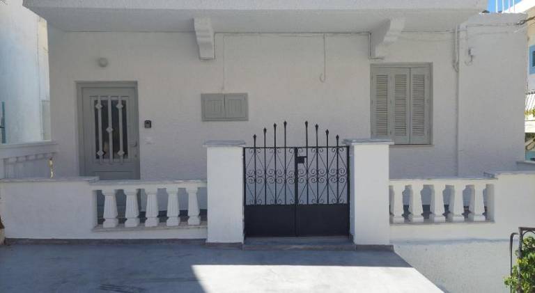 Rental apartment with patio — photo 5