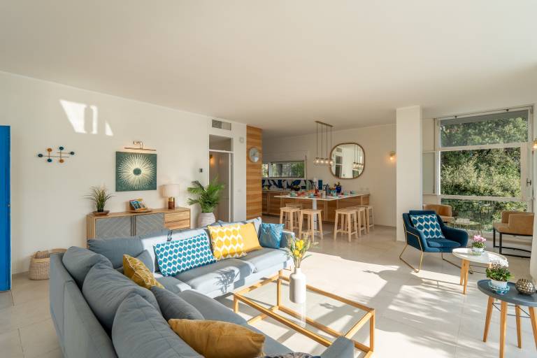 Villa with barbeque, terrace & private pool | Sea view — photo 4