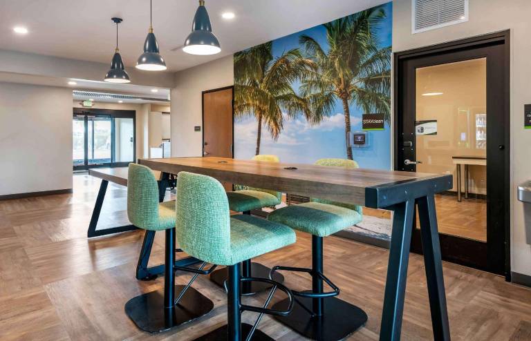 Extended Stay America Premier Suites - Tampa - Fairgrounds - Casino — photo 2