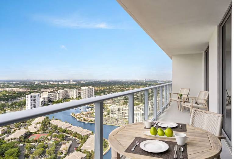 House  Aventura