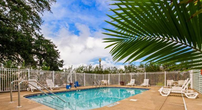 Key West Inn - Fairhope — photo 3
