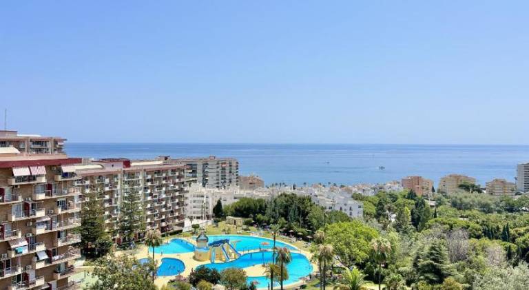 Acogedor apartamento en Benalmadena - Vistas - — photo 3