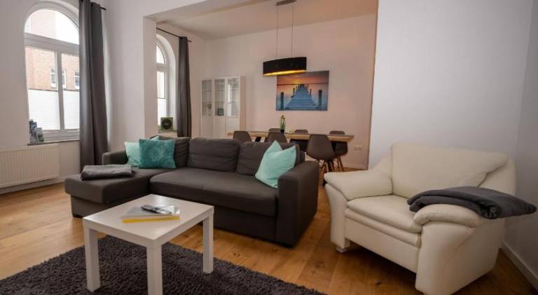 Rental apartment with 4 rooms for 7 persons in Wilhelmshaven