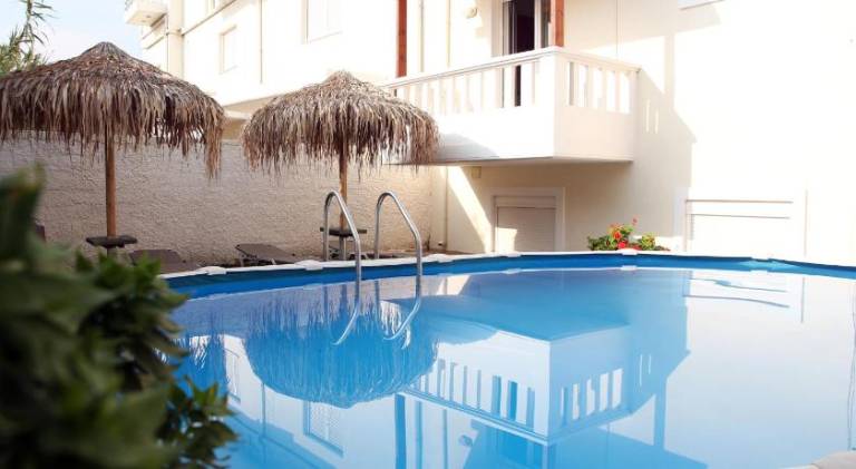 Villa with private pool, garden & barbeque | Suitable for remote work — photo 4