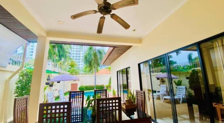 MJ22 Majestic Residence poolvillas 2 Bedrooms & cozy beach — photo 4