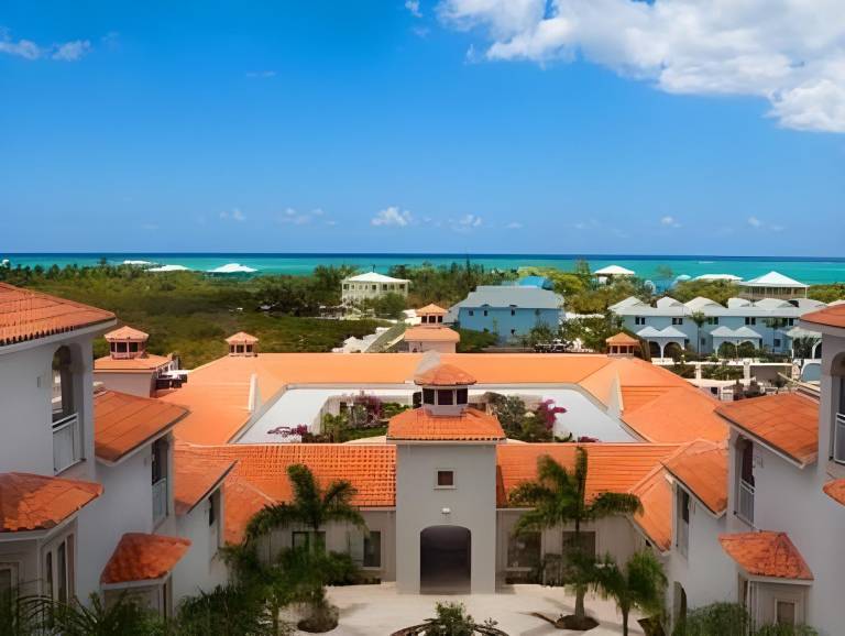 Resort The Bight Settlement