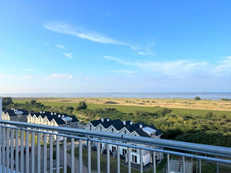 Moderne, hochwertige Ferienwohnung, Sauna, großer Balkon, Meerblick, Strandnah — photo 2