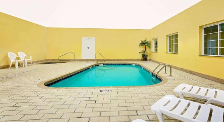 Microtel Inn & Suites by Wyndham Princeton — photo 2