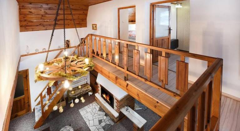 Lodge with terrace — photo 3