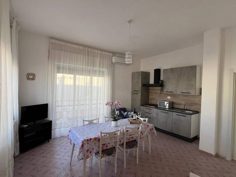 Holiday apartment with terrace — photo 3