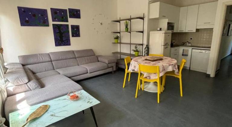 Rental apartment with 3 rooms for 6 persons — photo 2