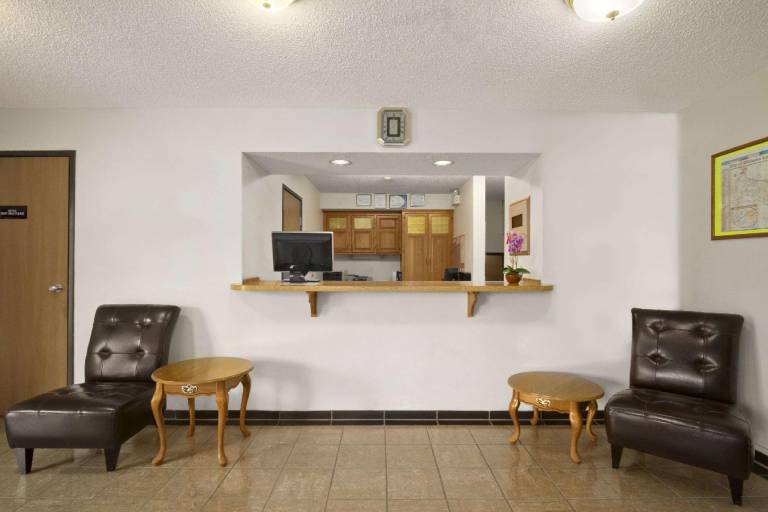 Super 8 By Wyndham Williams Lake Bc — photo 3