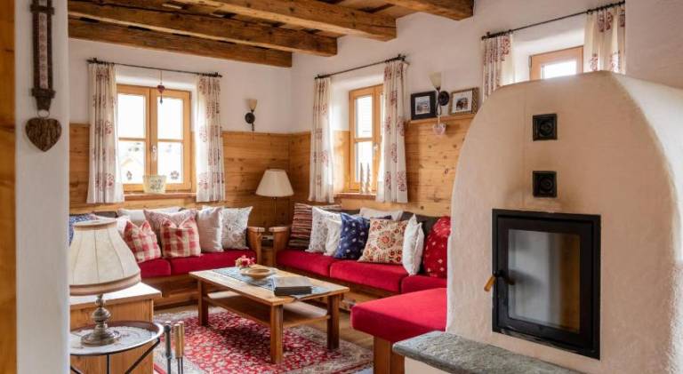 Family-friendly chalet with patio, garden & sauna | Pets allowed — photo 2