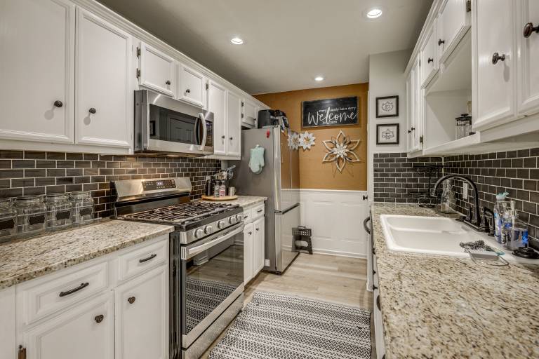 2 Mi to Dtwn! Modern Round Rock Oasis w/ Patio — photo 3