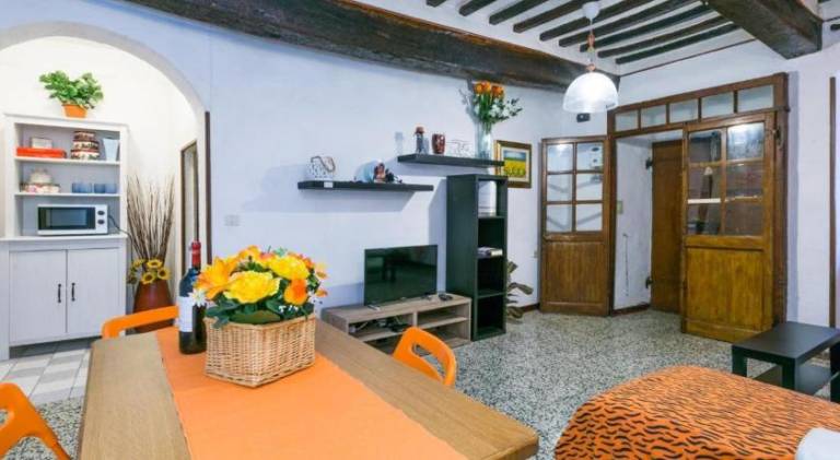 Holiday apartment with 2 rooms for 4 persons — photo 2