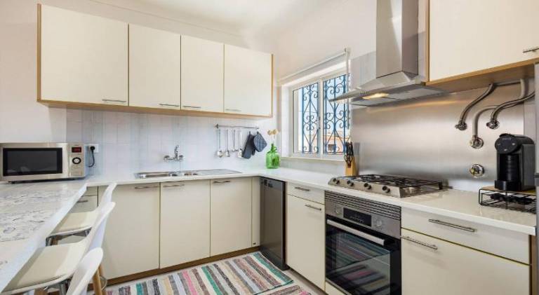 Holiday apartment with 2 rooms for 4 persons — photo 4