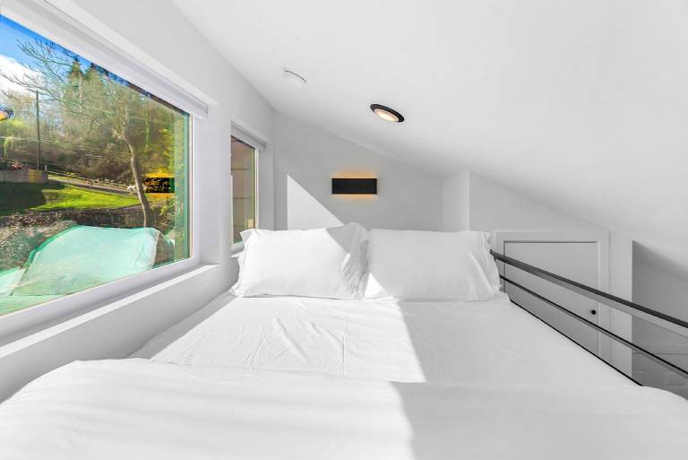Whispering Studio Loft in Hillman City — photo 2