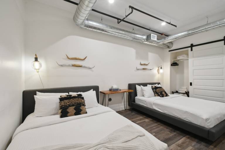 Cowboy Muse Spacious 3BR RiNo Loft Walk to Mission Ballroom Largest — photo 4