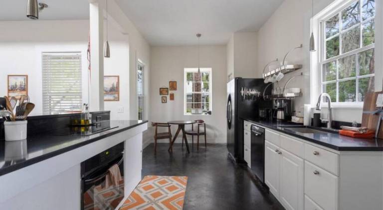 Beautiful vacation home | Pets allowed — photo 3