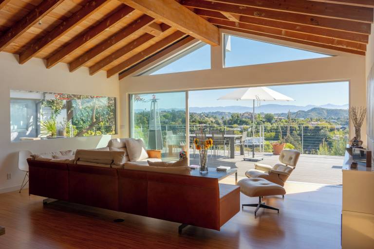 House  Brentwood