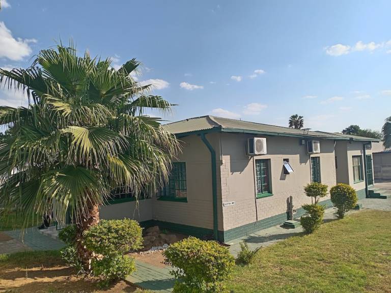 Lodge Polokwane Central