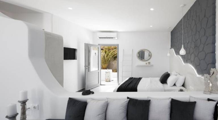 Rental apartment with yard, pool & terrace | Pets are welcome — photo 2