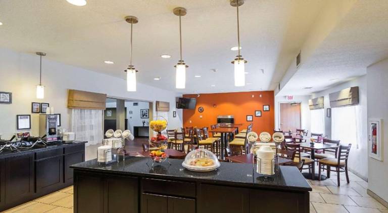 Sleep Inn & Suites — photo 5