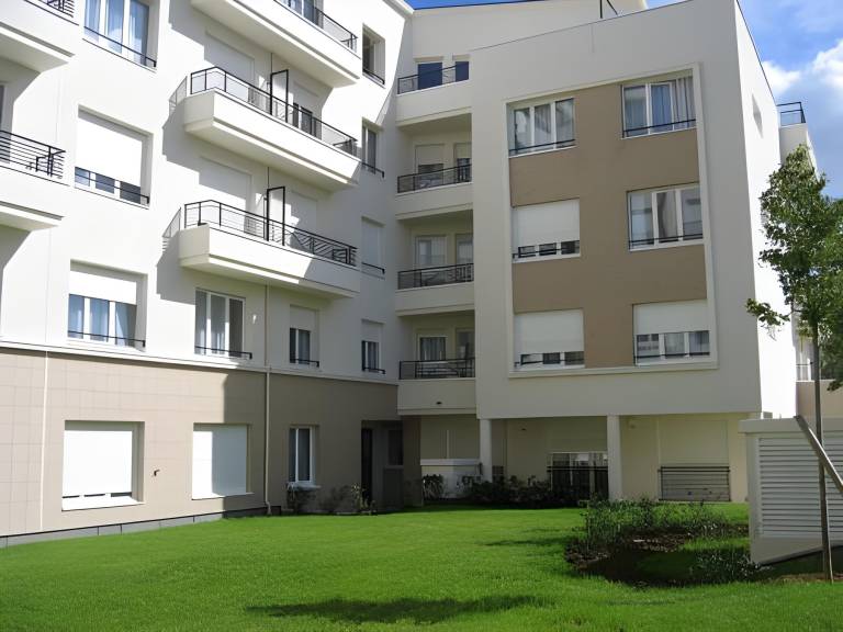 Serviced apartment | Perfect for remote work in Puteaux