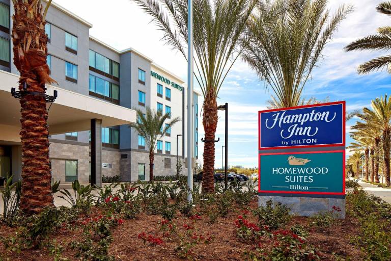 Hampton Inn Long Beach Airport in Long Beach, CA