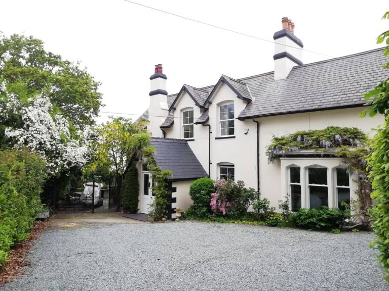 Wonderful cottage with grill & garden | Water view | Dogs allowed in Conwy