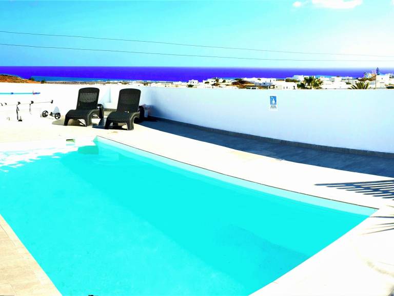 House with private pool, garden & barbecue | Sea view | Suitable for remote work — photo 3