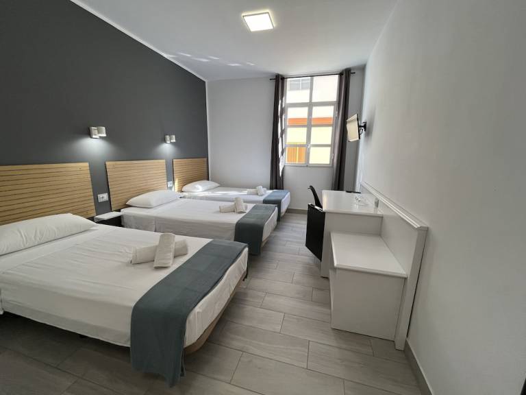 Pension  Buzanada