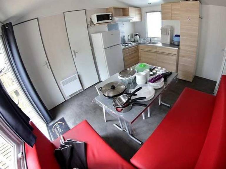 Mobile home with heated pool & patio — photo 4
