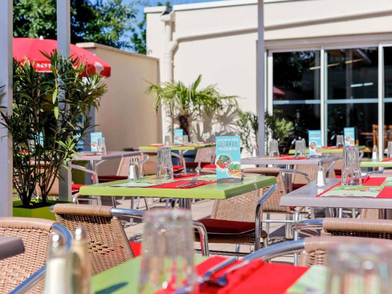 Ibis Lyon Est Bron — photo 4