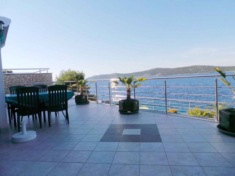 Ferienwohnung in Grebaštica für max. 4 Personen, Ferienwohnung in Grebaštica für max. 4 Personen,