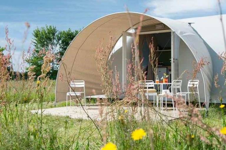 Camping Salles-Curan