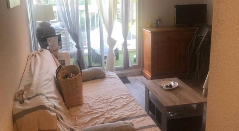 Beautiful holiday apartment | Beach nearby | Dogs allowed in La Grande-Motte