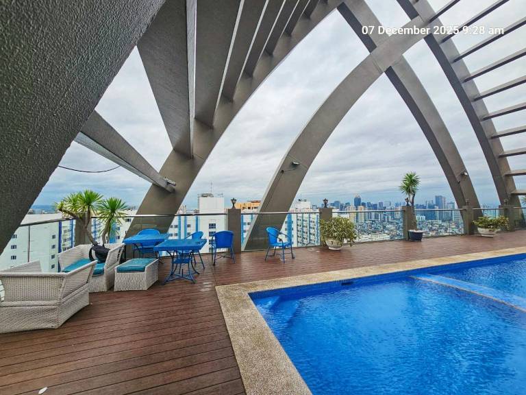 Rental apartment with pool — photo 2