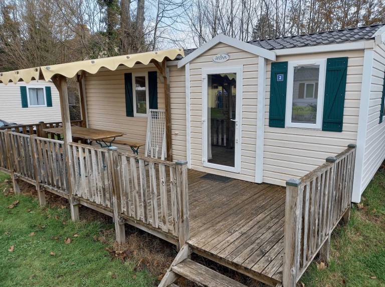 Camping-Unterkunft Athée