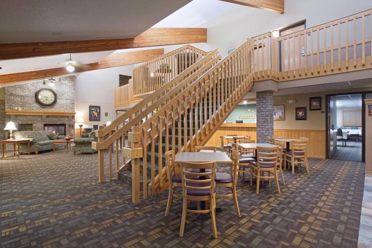 Cobblestone Hotel & Suties - Wisconsin Rapids — photo 3
