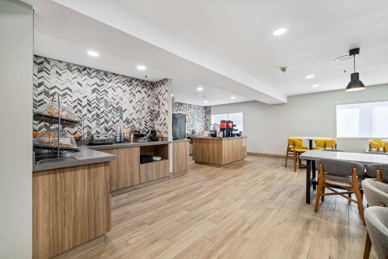 Best Western Lake Oswego/Portland Hotel & Suites — photo 5