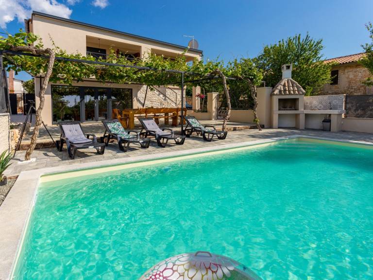 Ferienhaus Modrušani