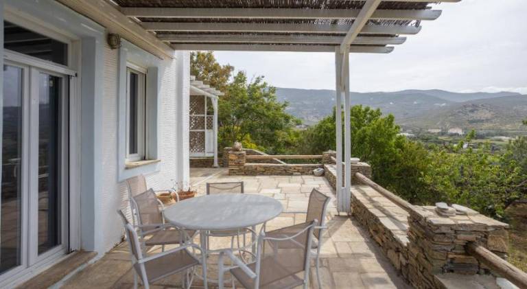 Villa with garden & terrace — photo 4